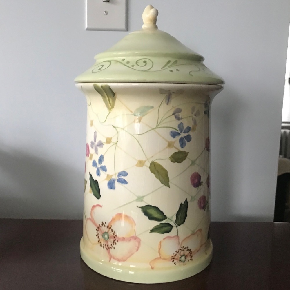 Hand painted ceramic cookie jar kitchen decor L